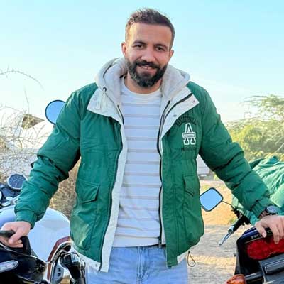 دانلود آهنگ گر به تشنی هم بمیرم گر عطش کورم کنه از محمود درزاده دانلود آهنگ گر به تشنی هم بمیرم گر عطش کورم کنه از محمود درزاده